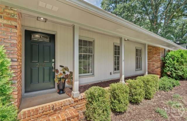 206 Fortson Drive Gallery 3