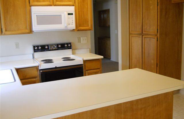 6901 Springmont Drive Gallery 2