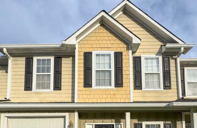 3 Bed 2.5 Bath Townhome with New Flooring and Paint photos photos 3 Bed 2.5 Bath Townhome with New Flooring and Paint photos photos