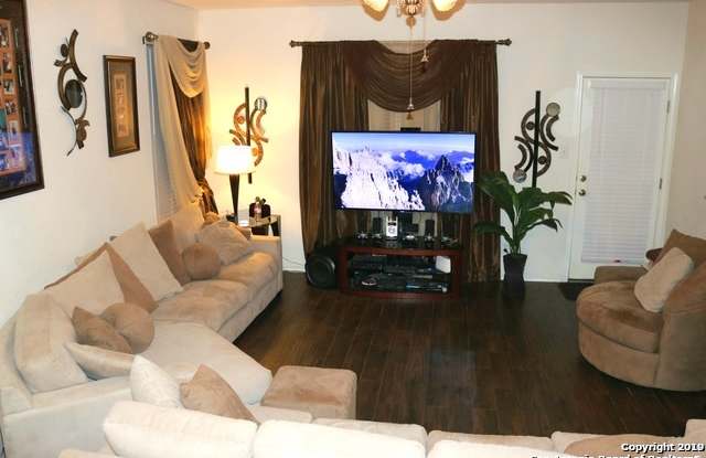 411 Dandelion Bend Gallery 2