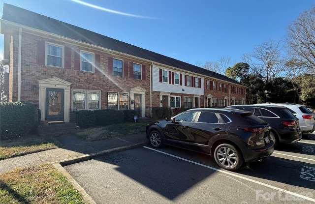 6254 Old Pineville Road Gallery 3