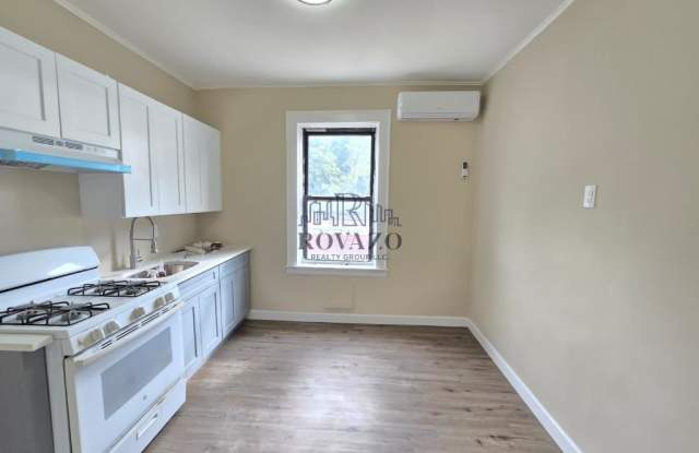 18 40th Street photos photos