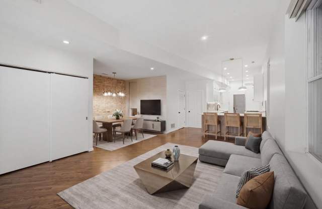 626 W Buckingham Place Gallery 2