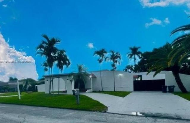 7240 SW 58th St photos photos