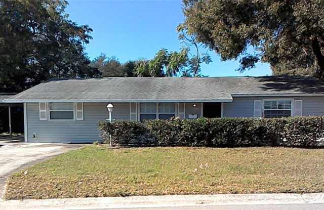 2600 28TH AVENUE N - 2600 28th Avenue North, St. Petersburg, FL 33713