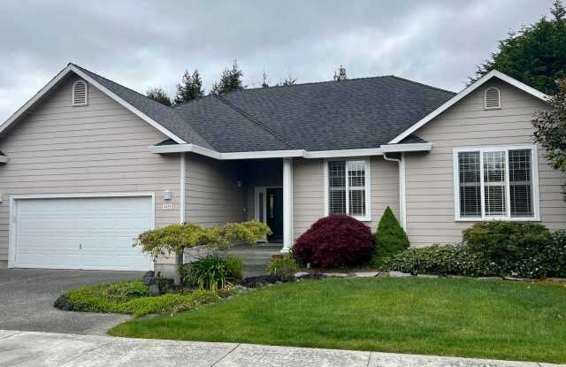 Spacious, Well-Appointed home in a Highly Desirable Location! - 4835 Dickson Drive, Eureka, CA 95503