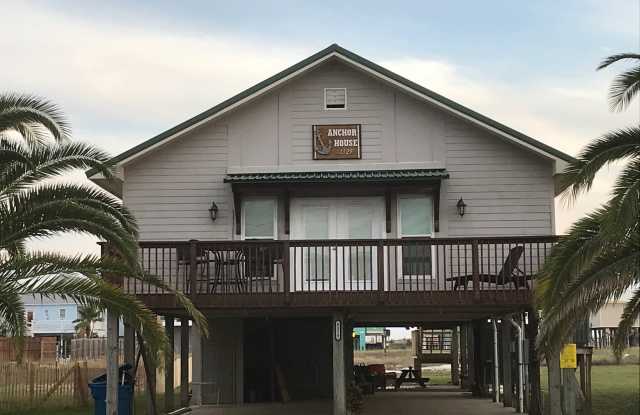 1329 W Lagoon Ave - 1329 West Lagoon Avenue, Gulf Shores, AL 36542