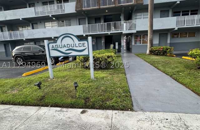 11195 SW 1st St photos photos