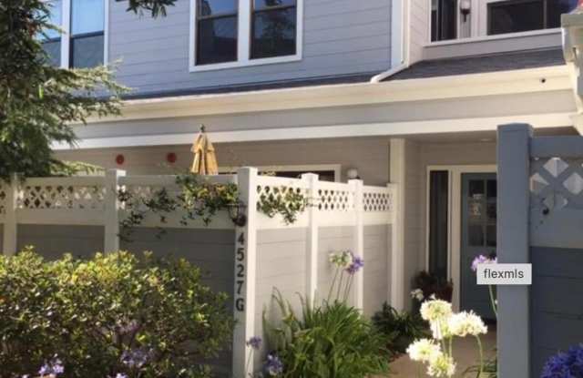 4527 Carpinteria Avenue unit: G photos photos