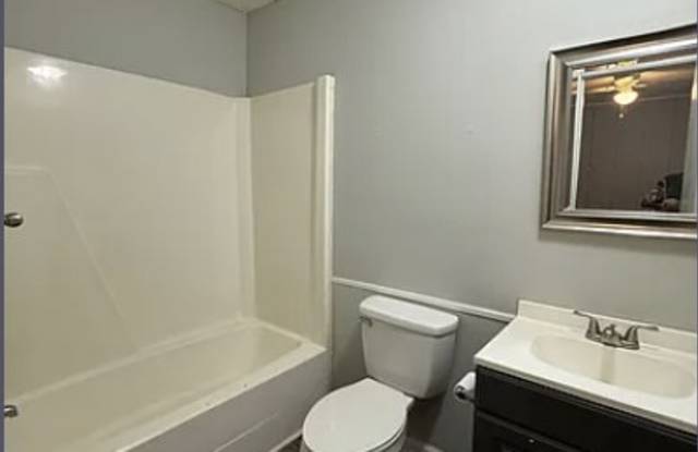 111 Sinclair Marina Drive - 14 Gallery 4