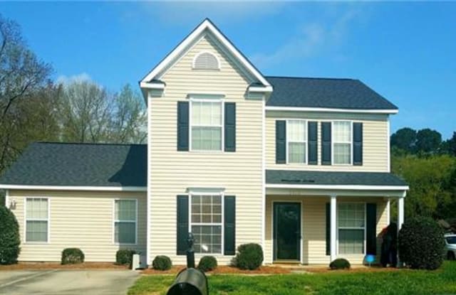 9111 Mentmore Court - 9111 Mentmore Court, Charlotte, NC 28216