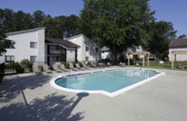 Creekside Place Apartments Gallery 4