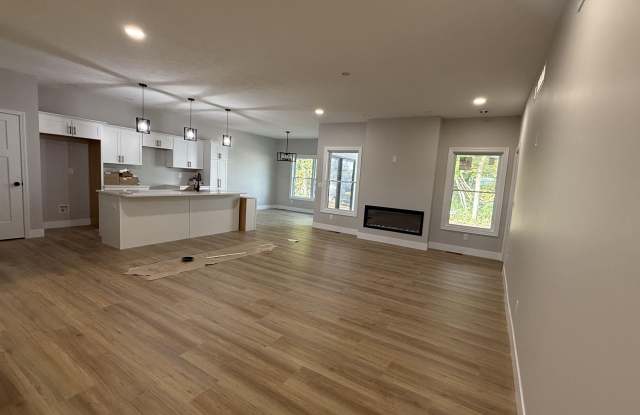 1713 Ambleside Drive Gallery 4