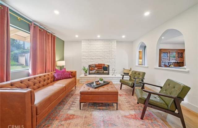 1500 Country Club photos photos