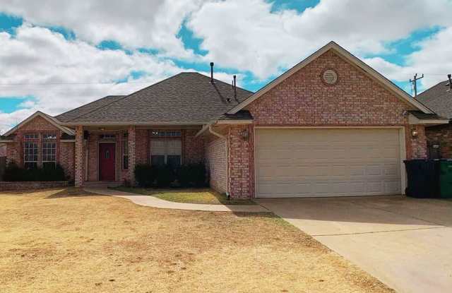 Spacious 4-Bedroom Home | Fenced Yard  2-Car Garage photos photos