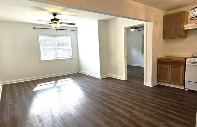 3230 W Shadowlawn Avenue NE Gallery 2