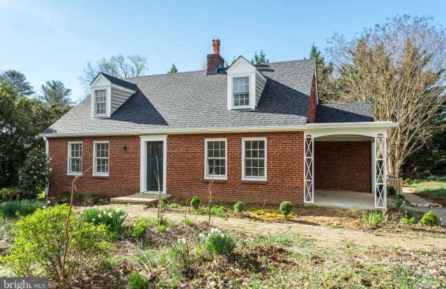 10603 OAK PLACE - 10603 Oak Place, Fairfax, VA 22030