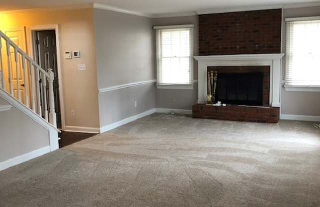 122 Brannigan Pl Gallery 4