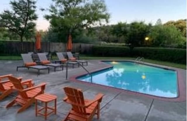 Sierra Sunset Village photos photos