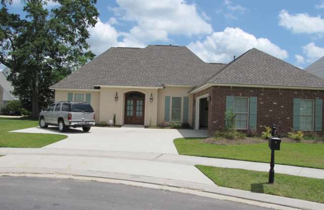 WOODRIDGE SUBDIVISION NEAR NEW WOMENS HOSPITAL AT PECUE LN. photos photos