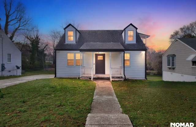 Charming Duplex 2BR + Upstairs 1BR Studio photos photos