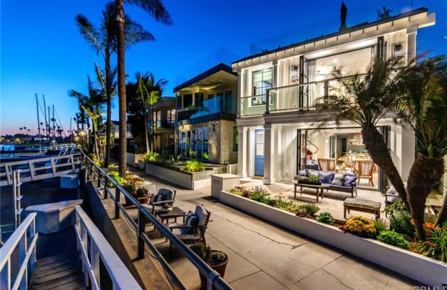 5775 E Corso Di Napoli - 5775 Corso Di Napoli, Long Beach, CA 90803