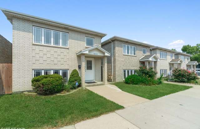 6042 W 63rd Street unit: 1 photos photos