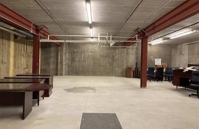 300 Main - 300 Main Street, Dubuque, IA 52001