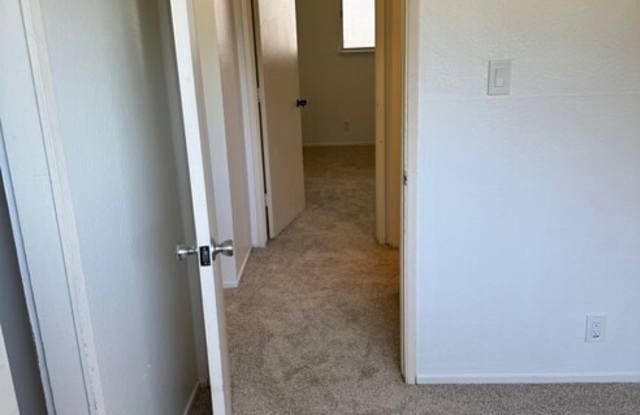 8043 Greenridge Drive Gallery 3