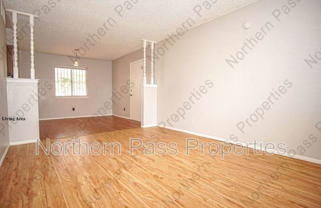 8548 Arboleda Gallery 3