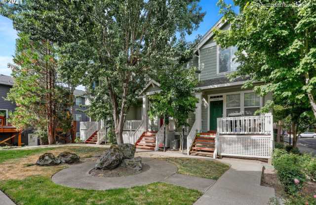 15960 SW Mortondale Lane Gallery 2