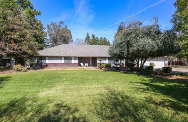Clovis Ranch style 4 bedroom with Pool on 2 Acres photos photos