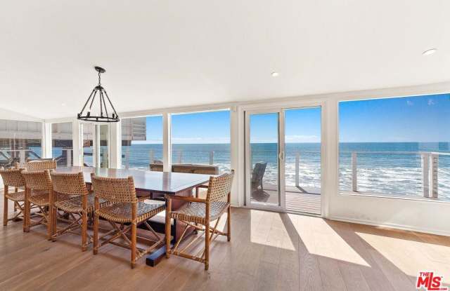 19232 PACIFIC COAST HWY - 19232 Pacific Coast Highway, Malibu, CA 90265
