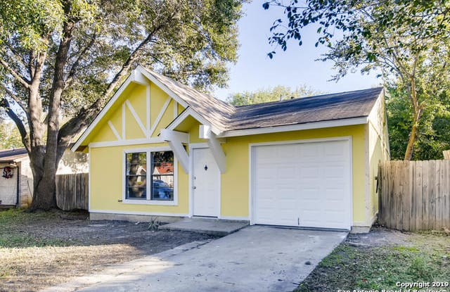 4818 Borchers Dr - 4818 Borchers Drive, Kirby, TX 78219