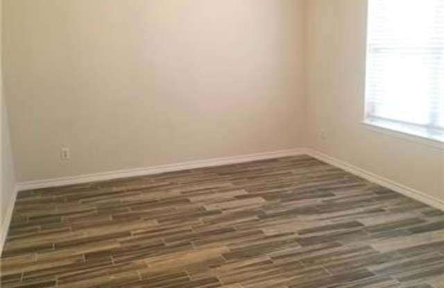 2708 Watercress Drive Gallery 3