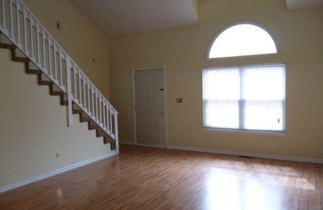 7758 WIND RUN Circle Gallery 4