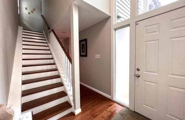 1514 ROUNDLEAF Court Gallery 3