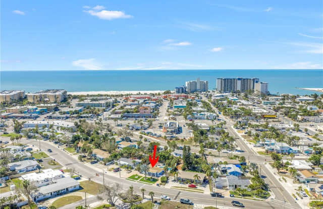 6892 GULF WINDS Drive Gallery 4