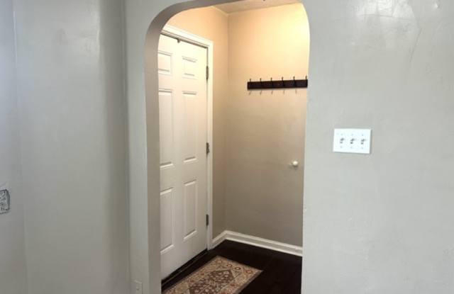 214 N 200 E Gallery 4