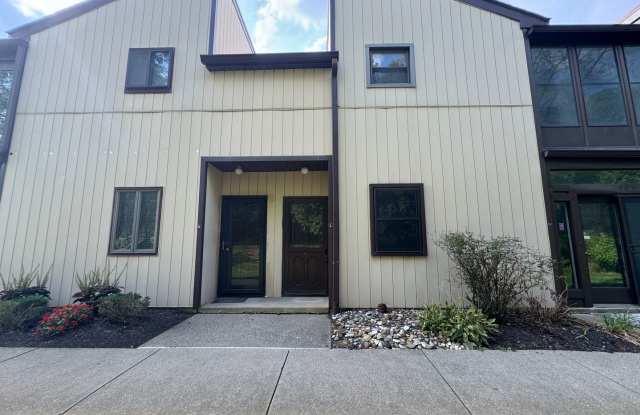 TWO BEDROOM TOWNHOME - 991 Village Round, Wescosville, PA 18106