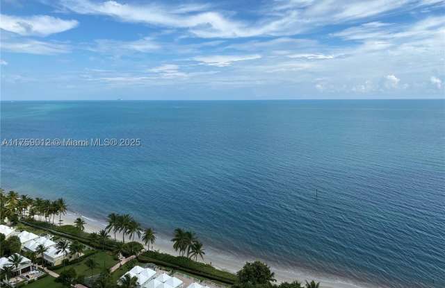 881 Ocean Dr Gallery 4