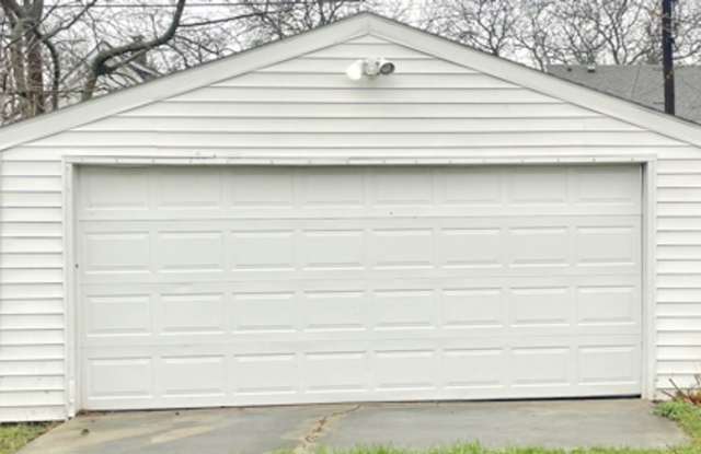1658 Schomberg Gallery 3