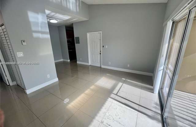 1477 Southwest 24th Court Gallery 3
