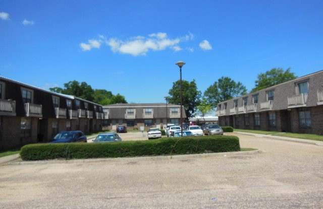 Apt 10 New Heritage 357 Elba Hwy photos photos