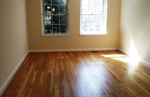 2919 S BUCHANAN ST #A2 - 2919 South Buchanan Street, Arlington, VA 22206