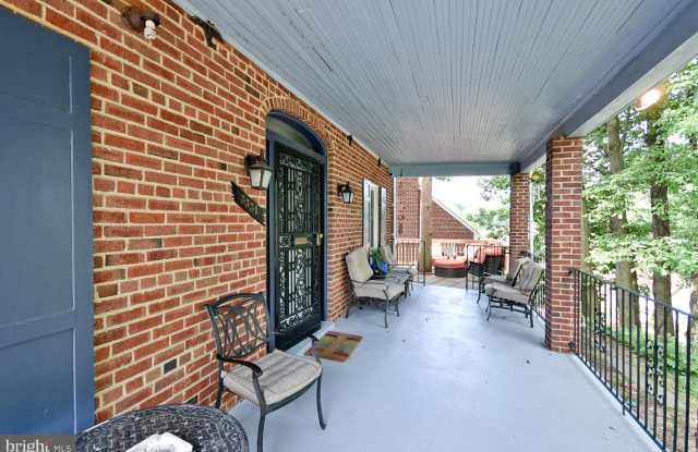 3331 CARPENTER STREET SE Gallery 2