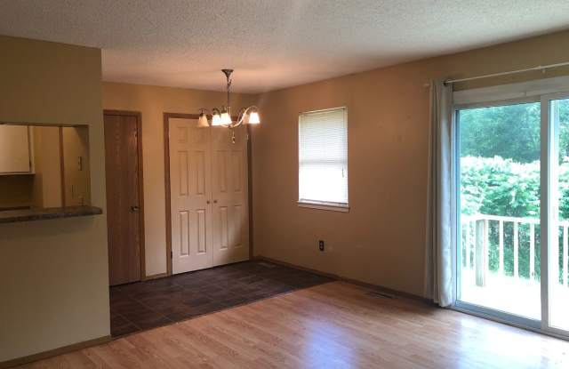 2915 W. Village Ln. Gallery 3