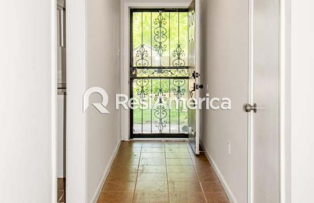 Newly Renovated 3BR/2B home in Millington Gallery 3