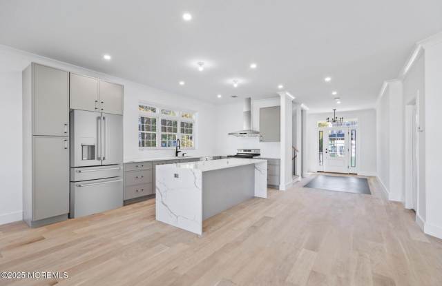 169 Chelsea Avenue Gallery 3