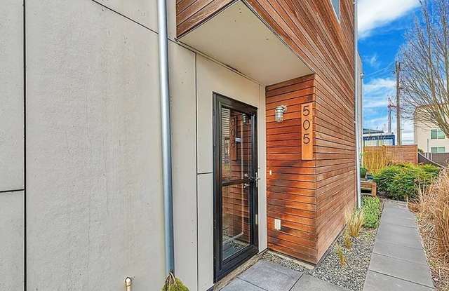 Modern Townhome in Georgetown! Available NOW! photos photos